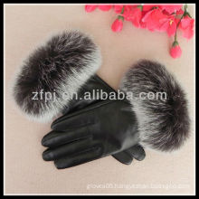 noble girls glove with fur lining